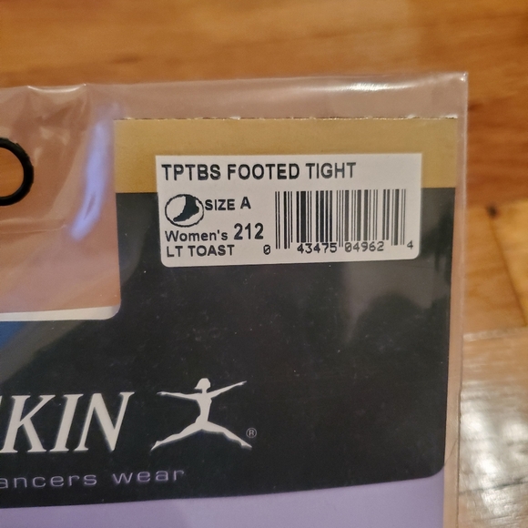 Danskin Footed Tights - Picture 3 of 5